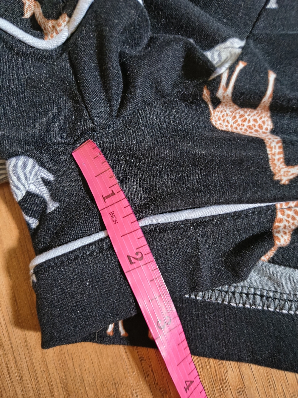Giraffe And Zebra Pajama Set 🦒 Lounge wear - Picture 7 of 8